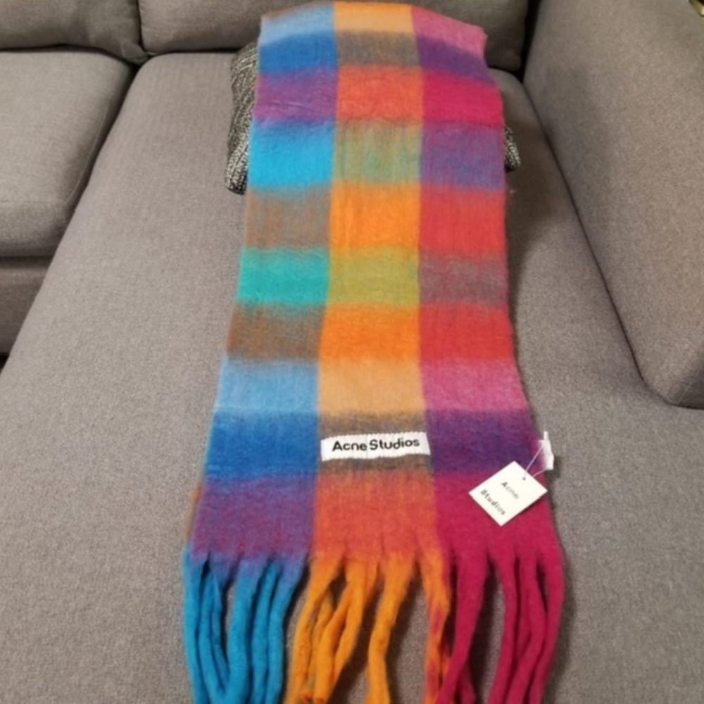 Acne studios scarf - Picture 3 of 5